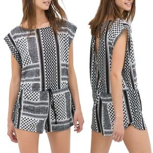 ZARA Gray Summer jumpsuit with a geometric pattern NWT Small